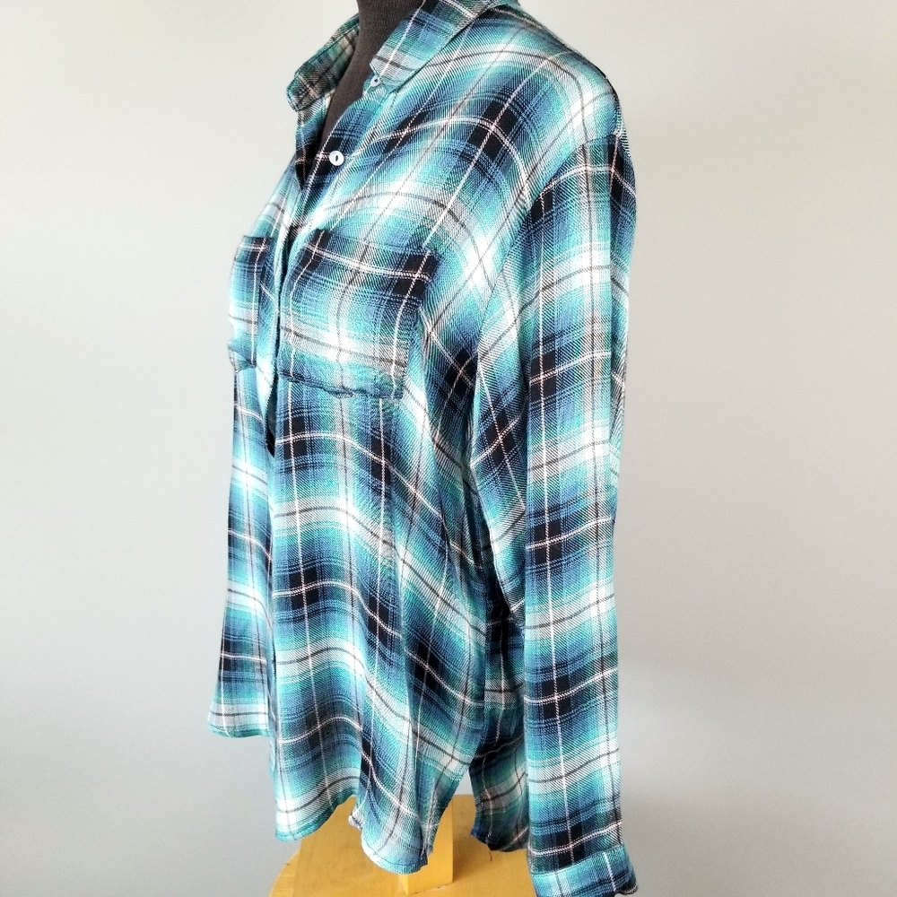 Ellison oversized plaid button high low shirt - Picture 4 of 9